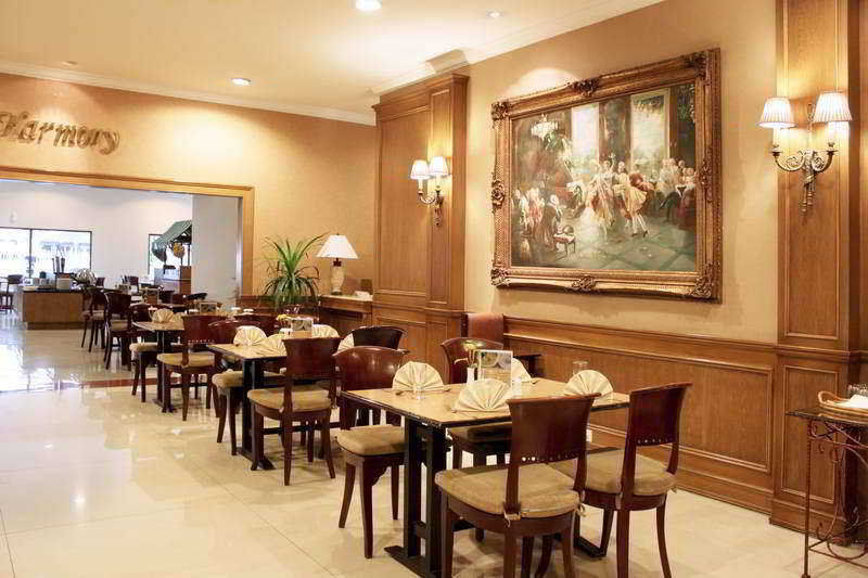 The Majesty Hotel Bandung Exterior photo