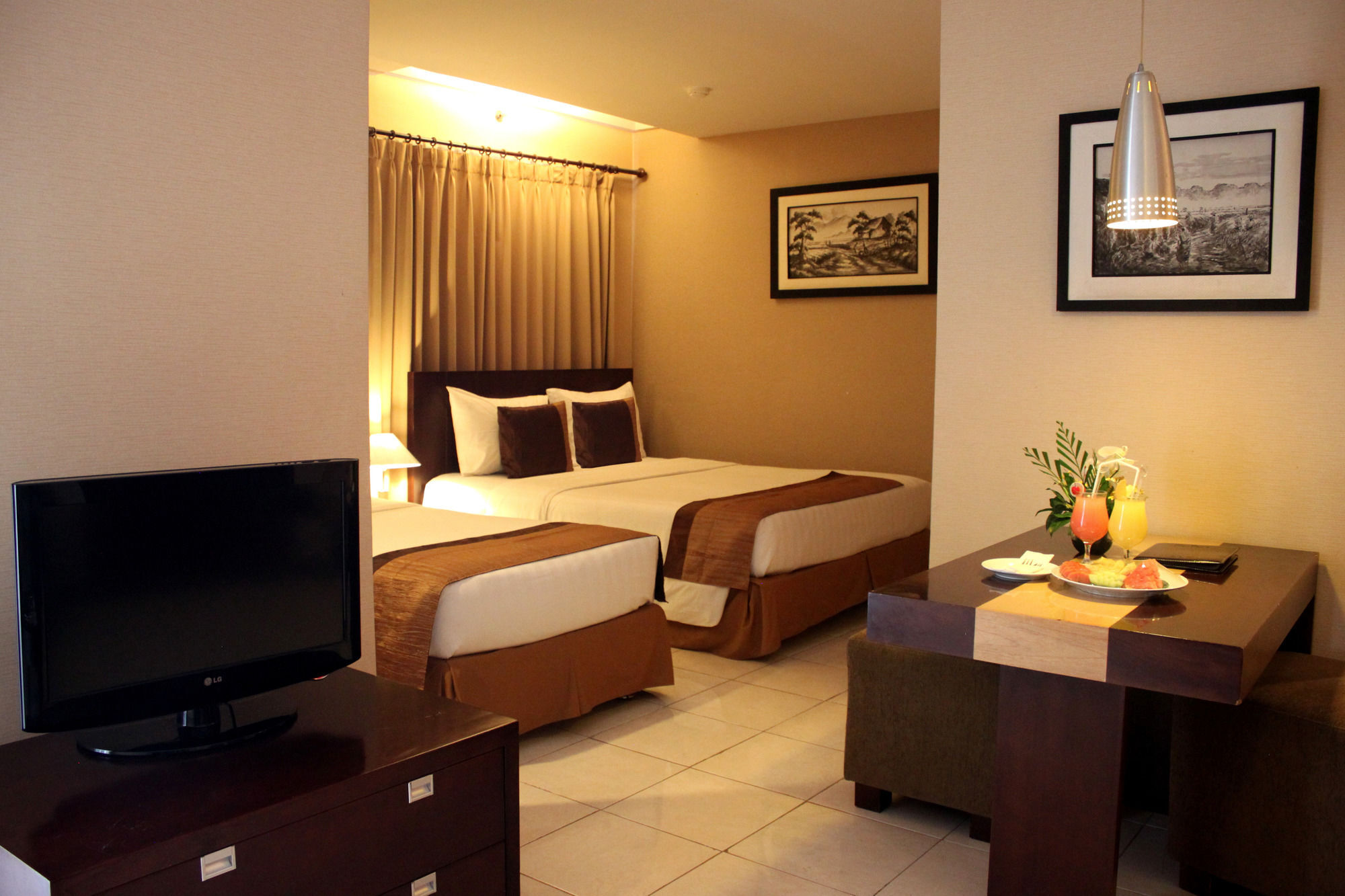 The Majesty Hotel Bandung Exterior photo